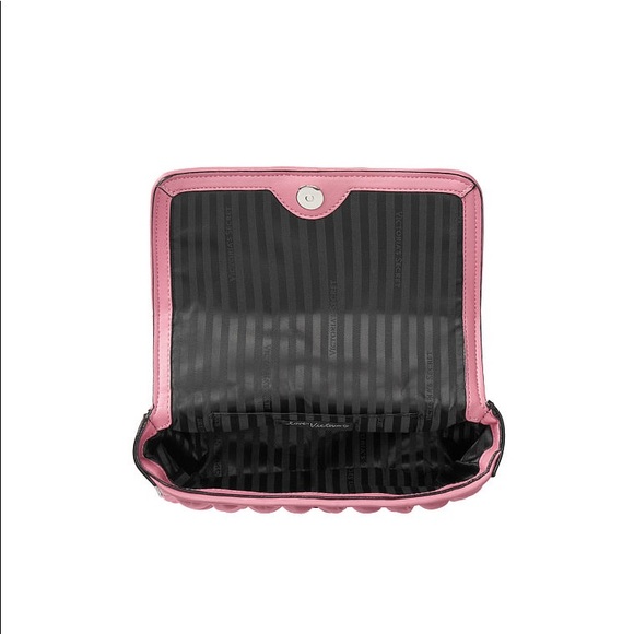 VS Chevron Quilt Small Bond Street Shoulder Bag - Picture 4 of 7